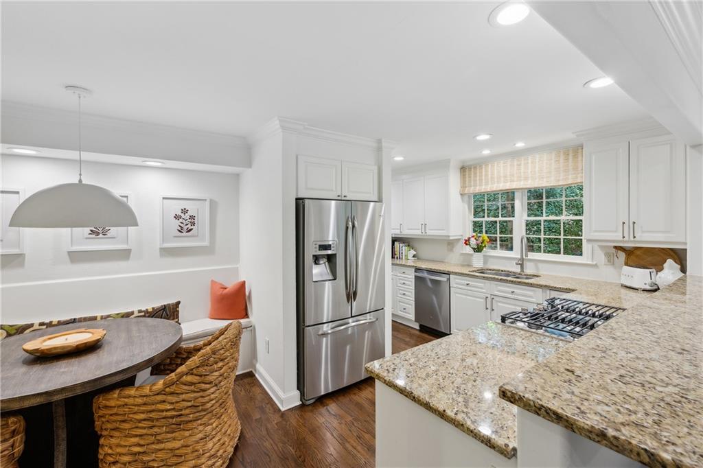 2781 Mornington Drive NW