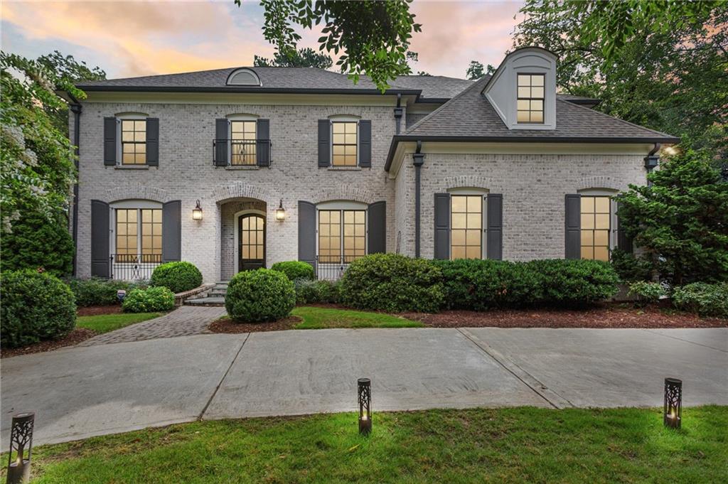 2115 Howell Mill Road NW