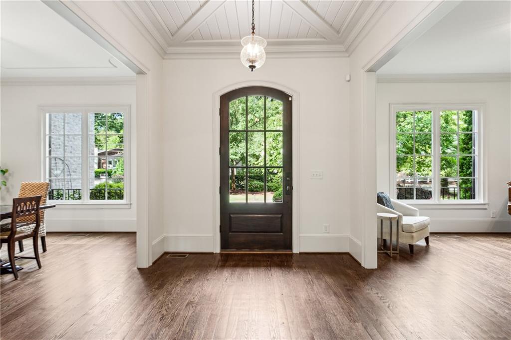 2115 Howell Mill Road NW