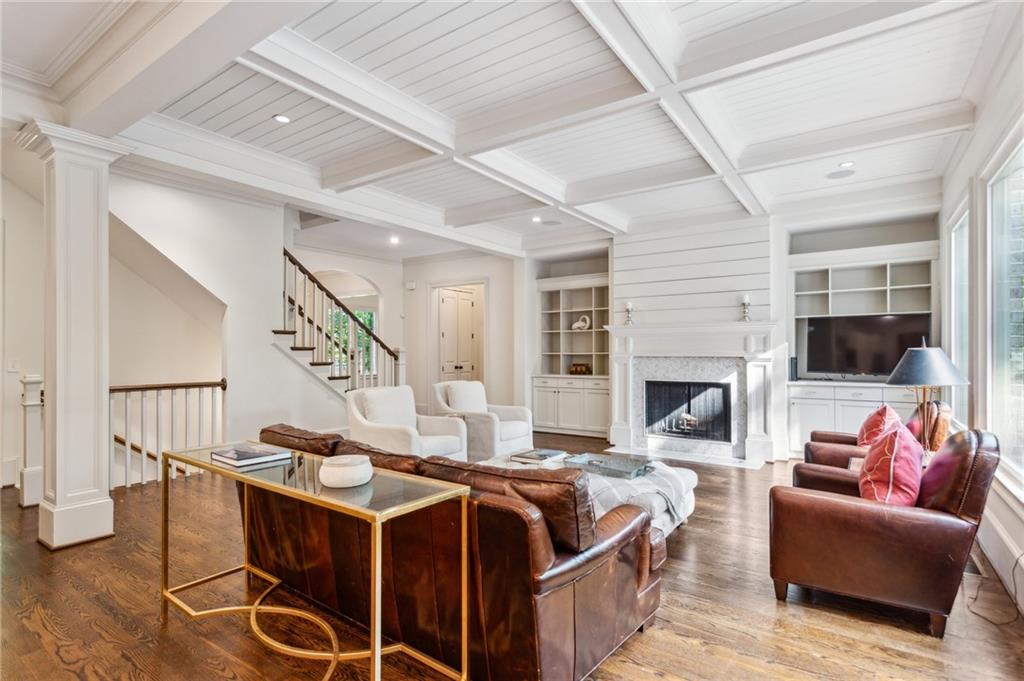 2115 Howell Mill Road NW