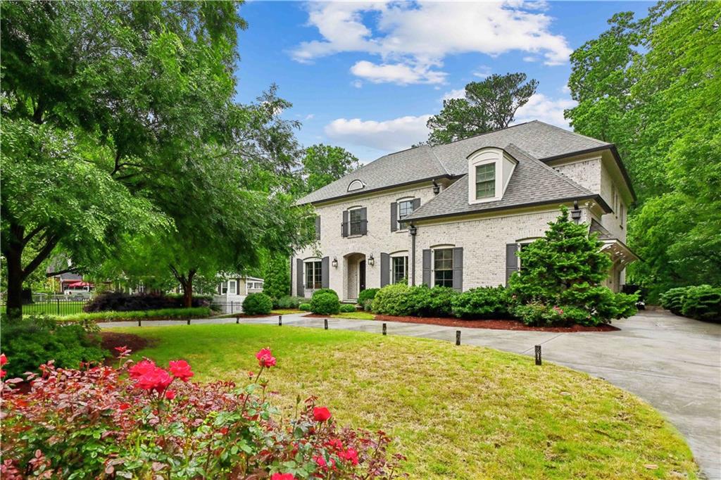 2115 Howell Mill Road NW