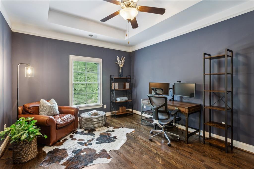 2115 Howell Mill Road NW