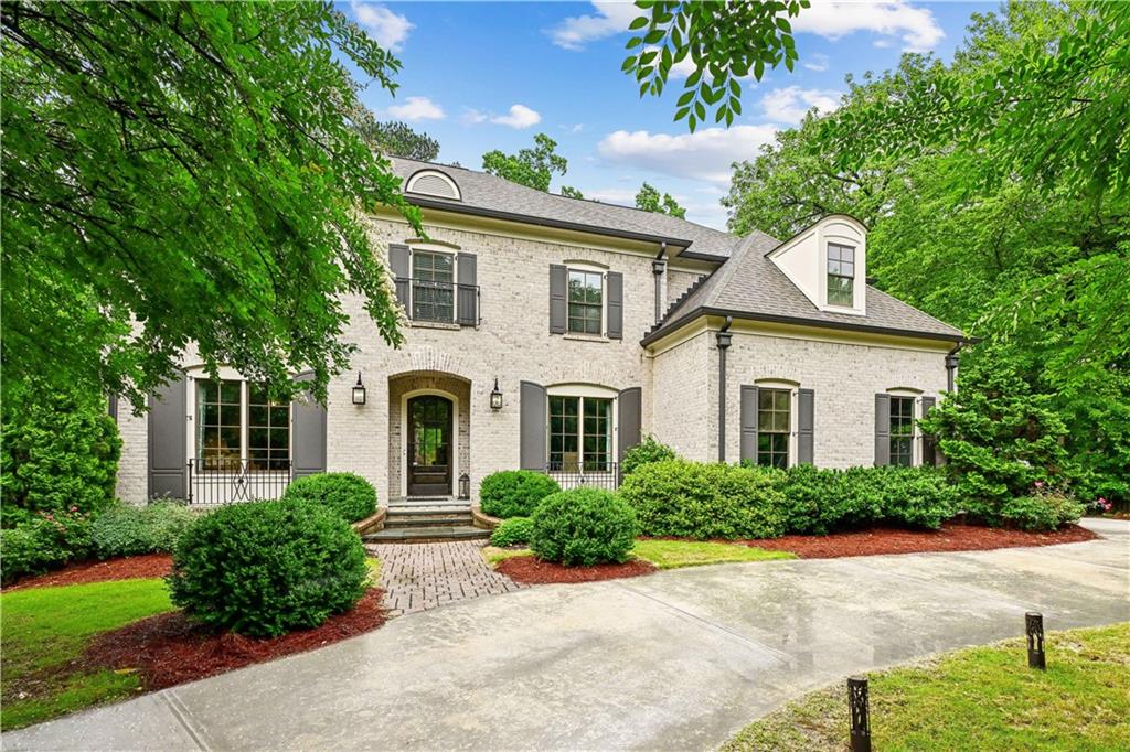 2115 Howell Mill Road NW