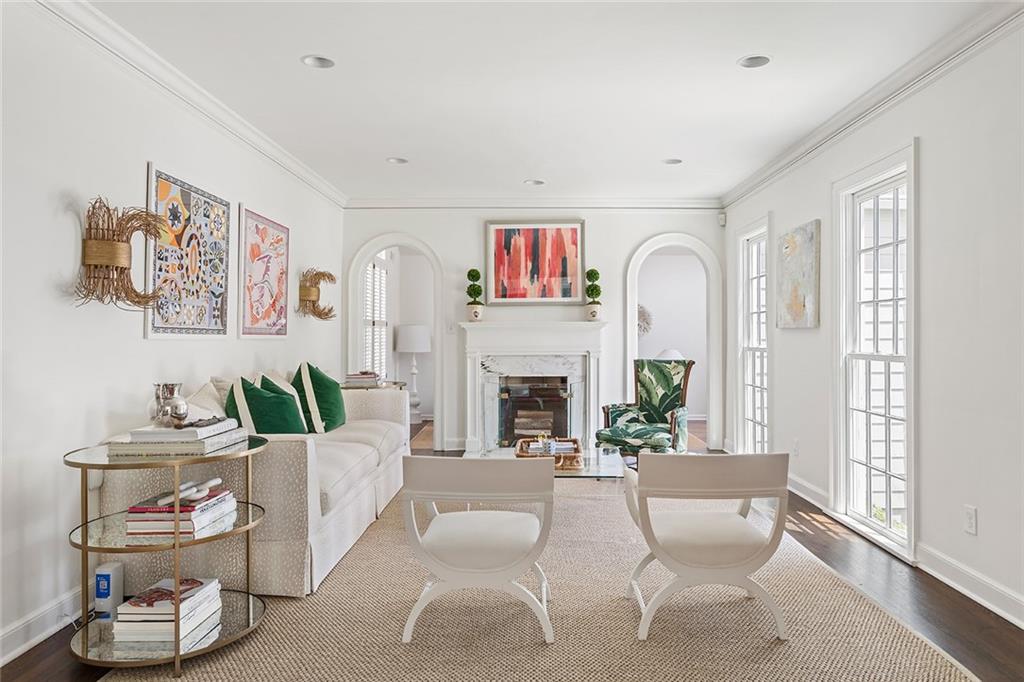 2318 Havenridge Drive NW