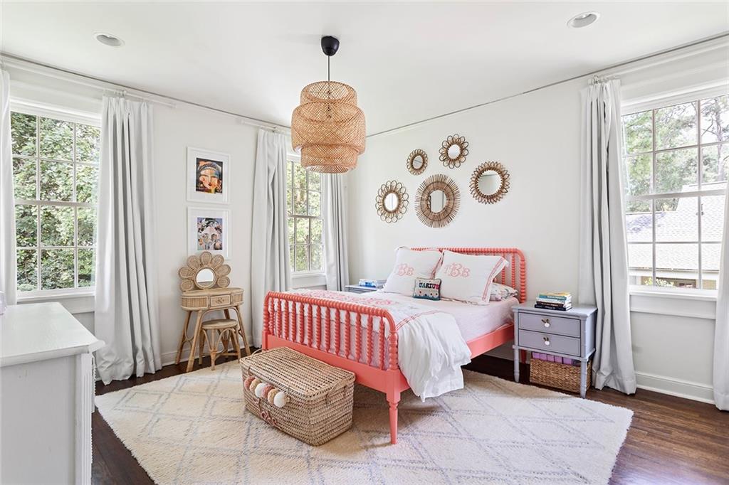 2318 Havenridge Drive NW