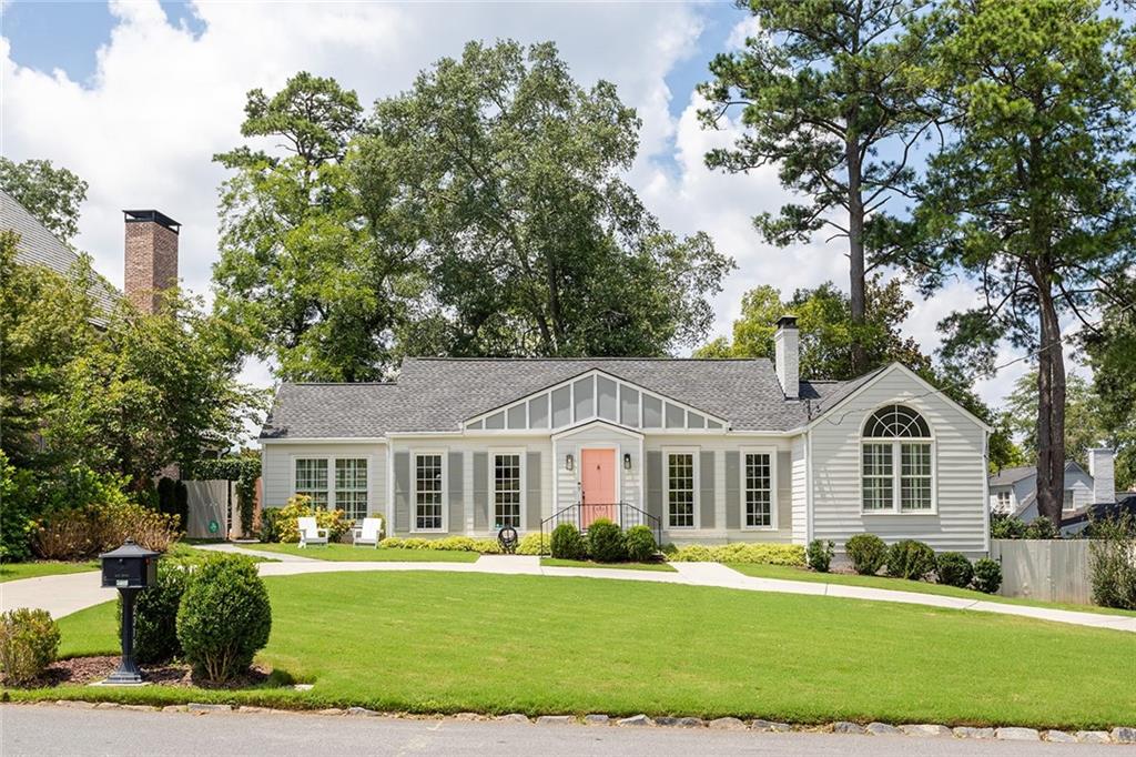 2318 Havenridge Drive NW