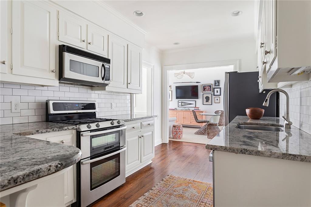 2318 Havenridge Drive NW