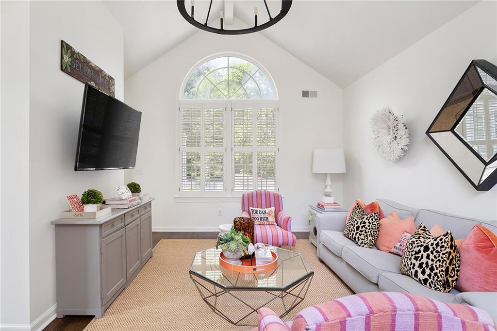 2318 Havenridge Drive NW