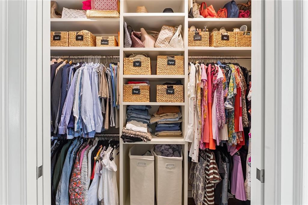 2318 Havenridge Drive NW