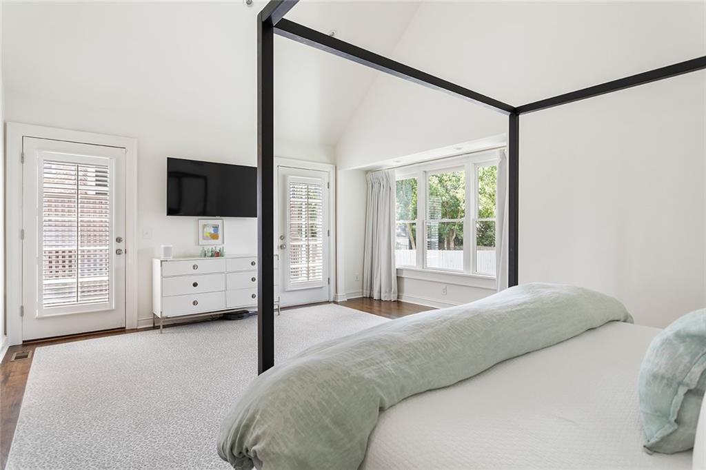 2318 Havenridge Drive NW