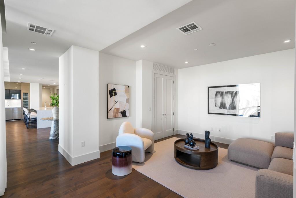 3107 Peachtree Road NE Unit 1502