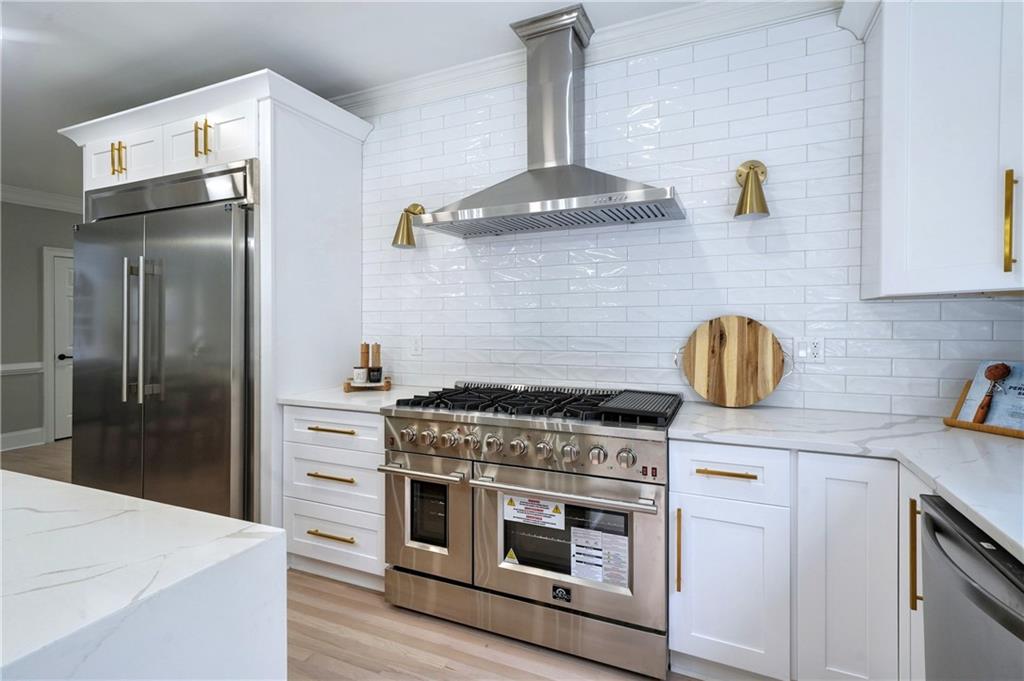 9440 Stoney Ridge Lane