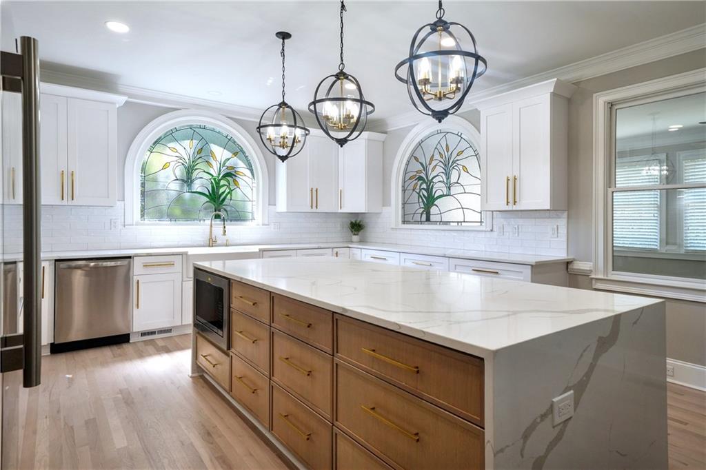 9440 Stoney Ridge Lane