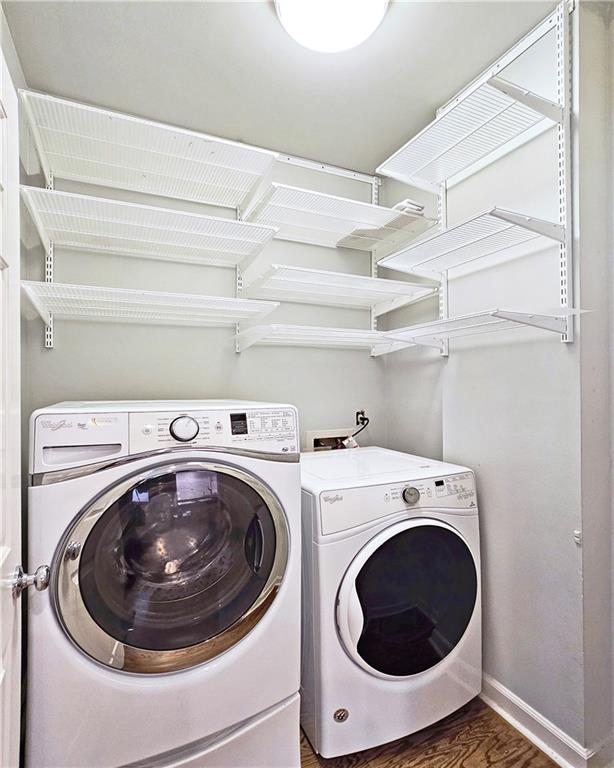 5652 River Oaks Place