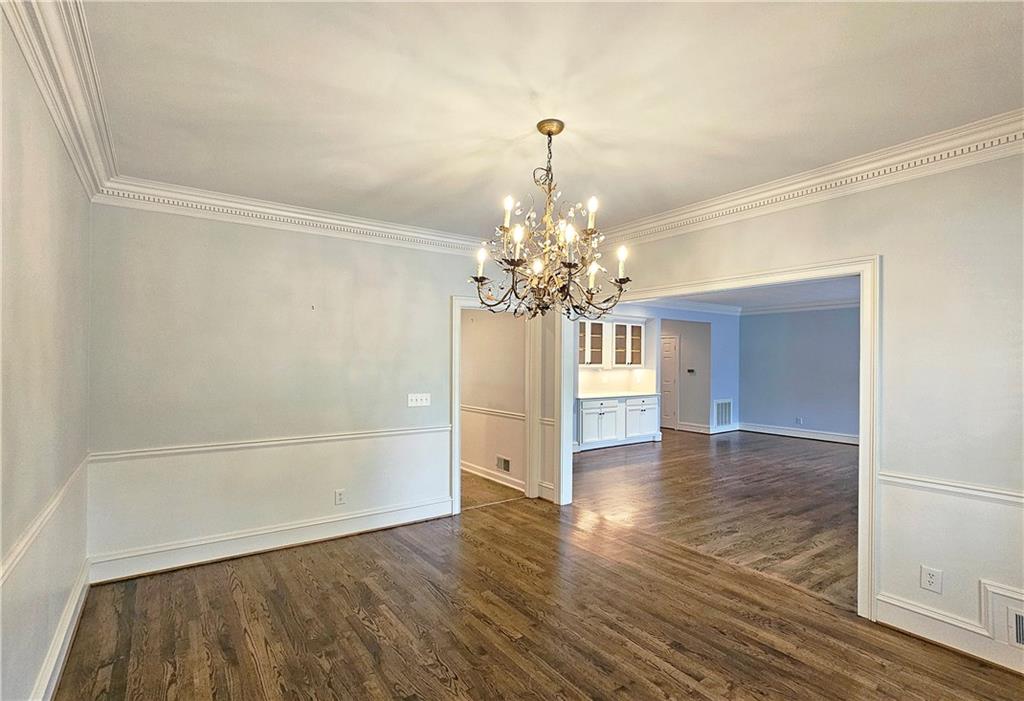 5652 River Oaks Place