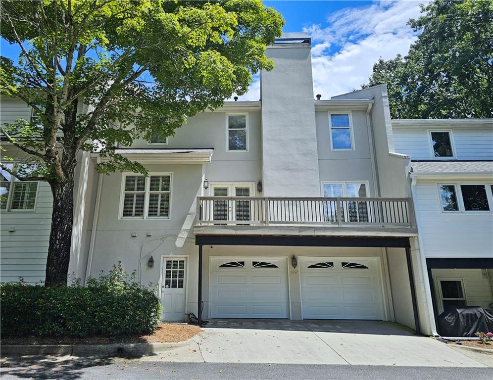 5652 River Oaks Place