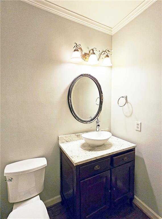 5652 River Oaks Place