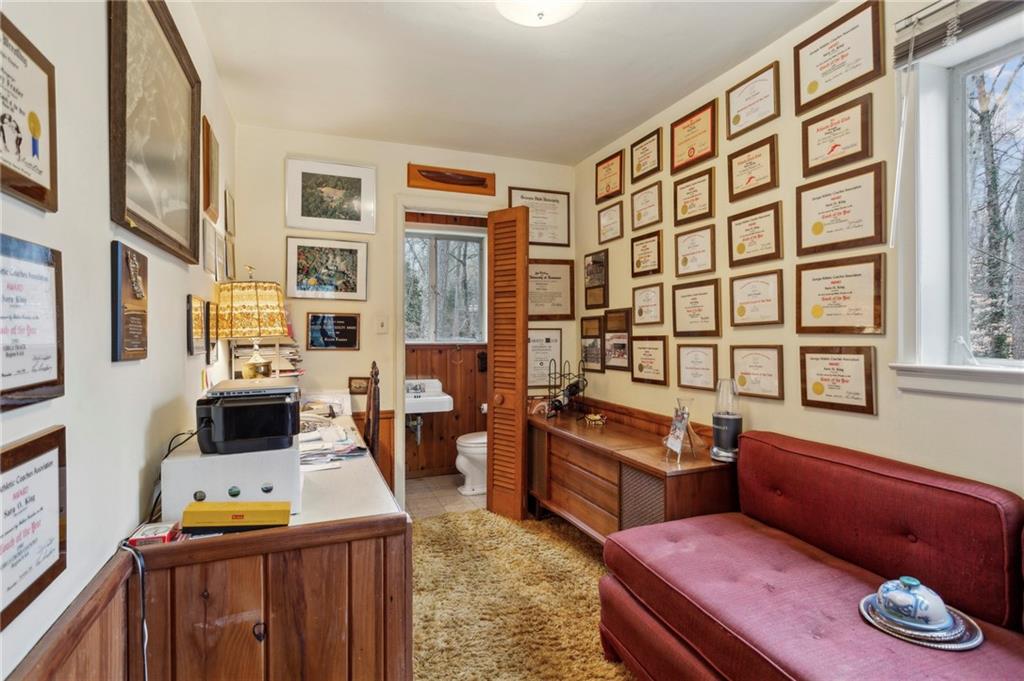 3781 Narmore Drive NE