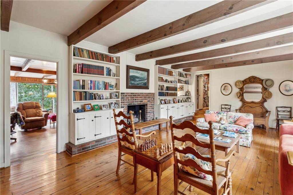 3781 Narmore Drive NE