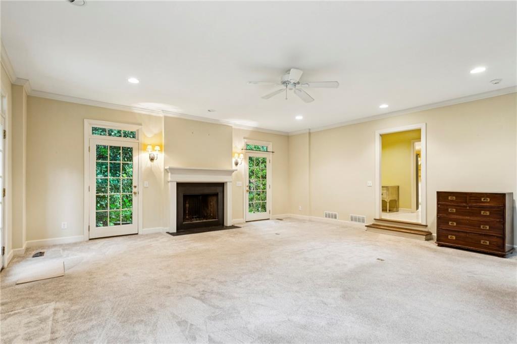 399 Glencastle Drive