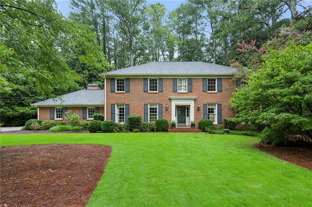 399 Glencastle Drive