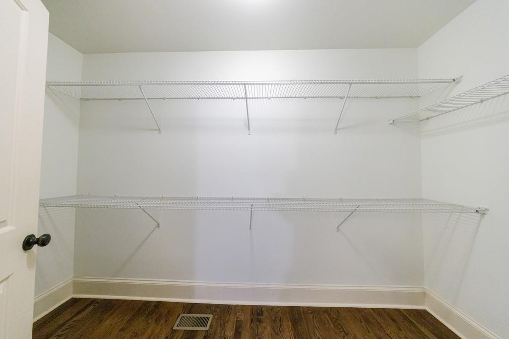 2668 Jefferson Terrace