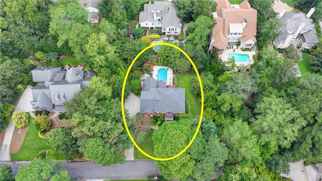 2911 Knob Hill Drive SE