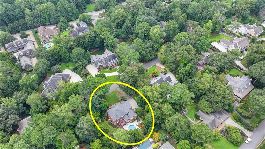 2911 Knob Hill Drive SE