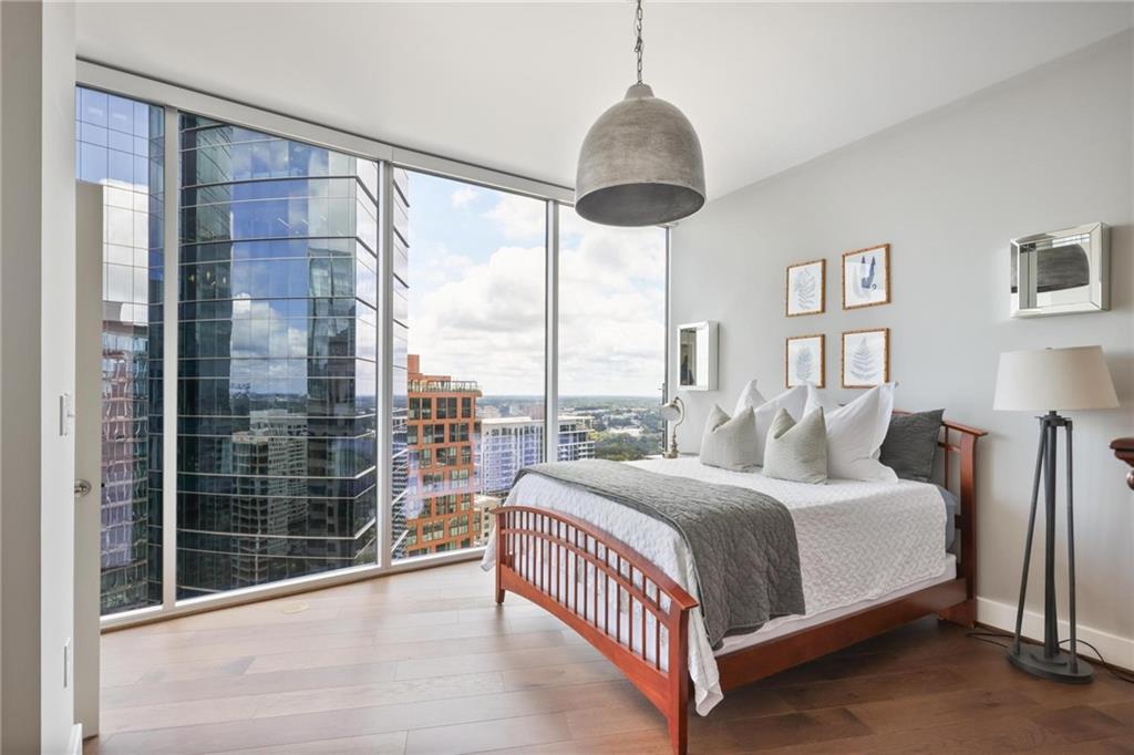 1080 Peachtree Street NE Unit 3303