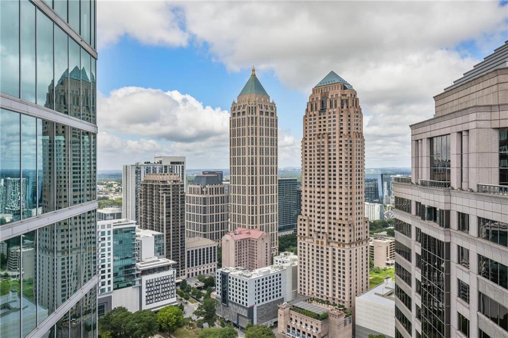 1080 Peachtree Street NE Unit 3303