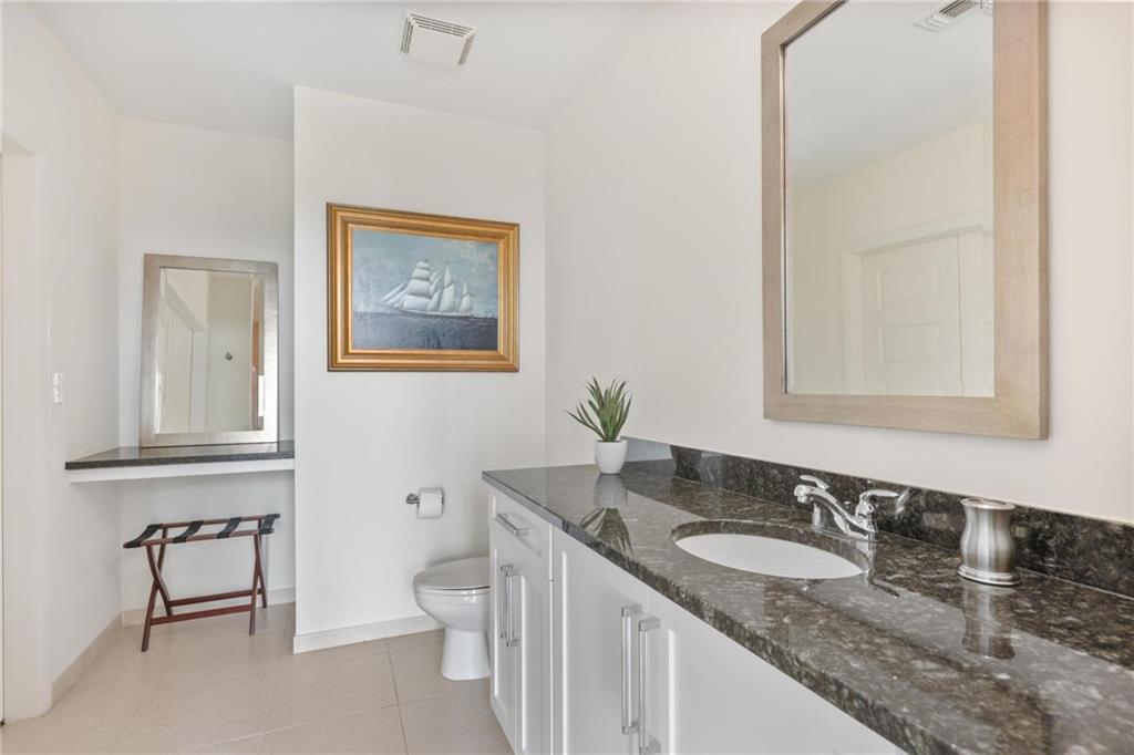 1080 Peachtree Street NE Unit 3303