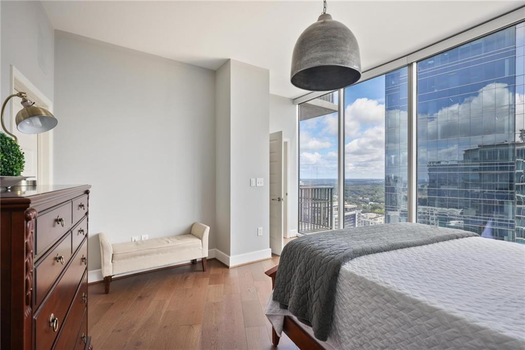 1080 Peachtree Street NE Unit 3303