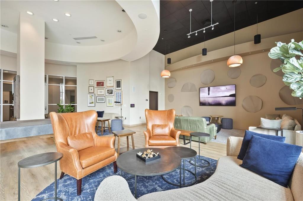 1080 Peachtree Street NE Unit 3303