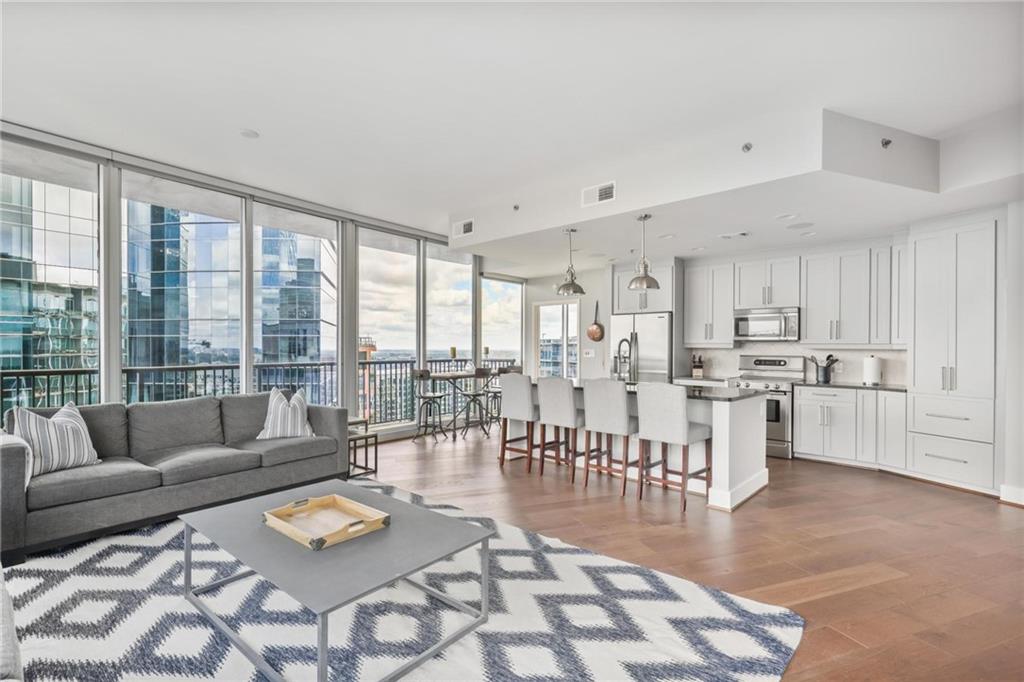 1080 Peachtree Street NE Unit 3303