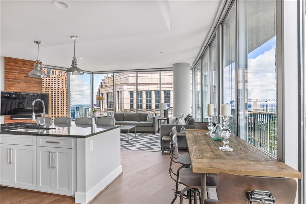 1080 Peachtree Street NE Unit 3303