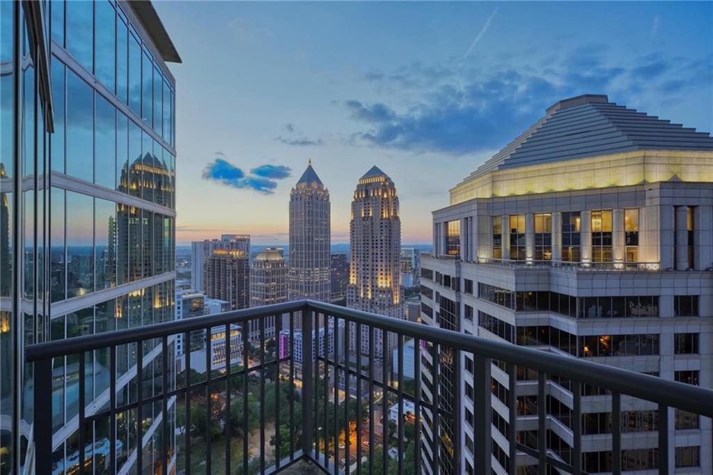 1080 Peachtree Street NE Unit 3303