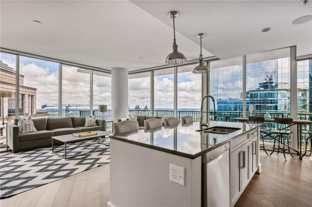 1080 Peachtree Street NE Unit 3303