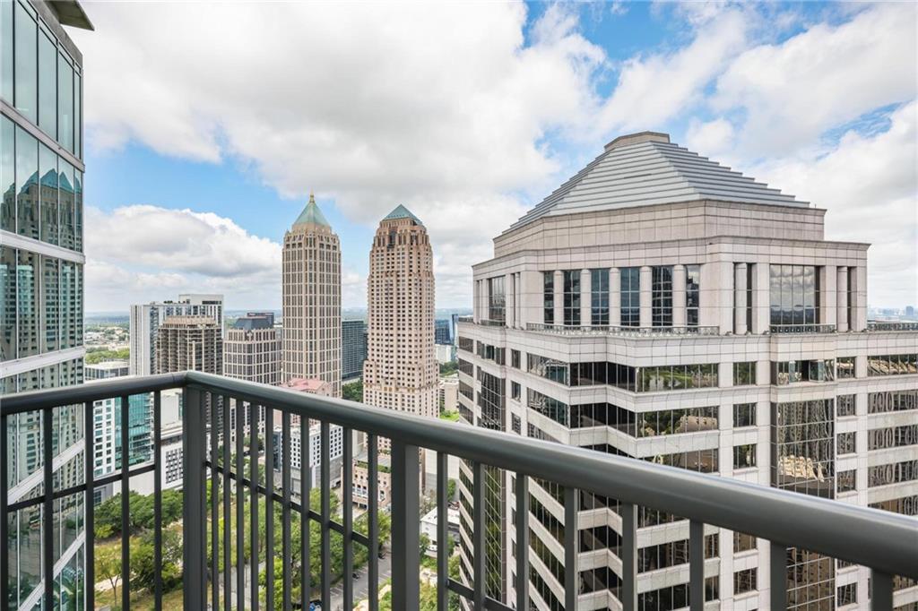 1080 Peachtree Street NE Unit 3303