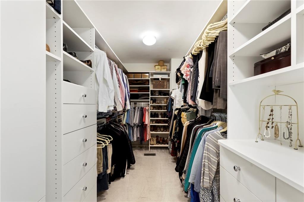 1825 Colland Drive NW