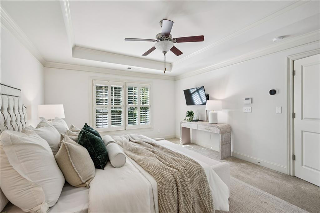 1612 Gilstrap Lane NW