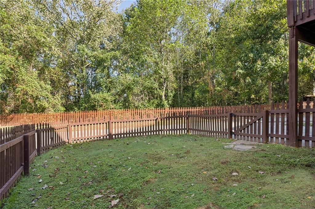 1612 Gilstrap Lane NW