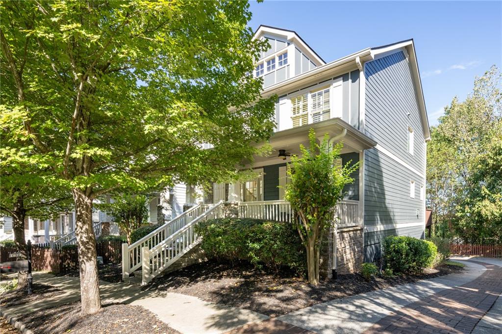 1612 Gilstrap Lane NW