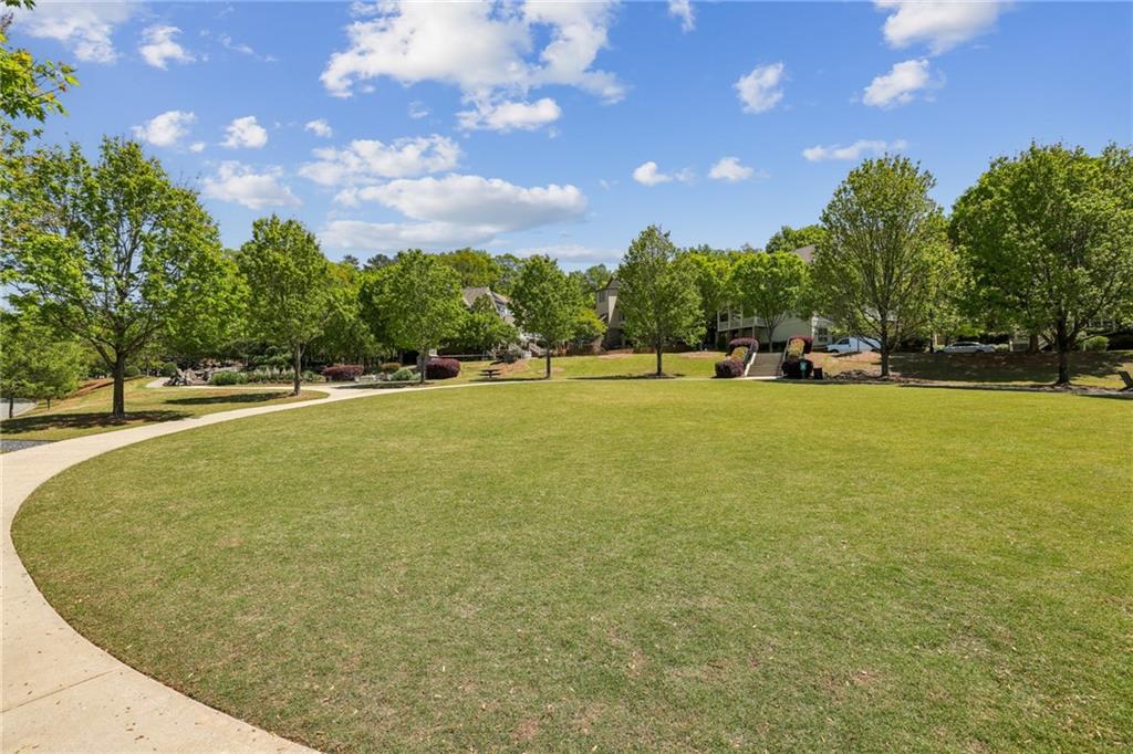 1612 Gilstrap Lane NW