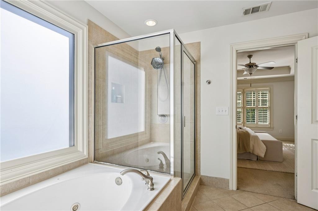 1612 Gilstrap Lane NW