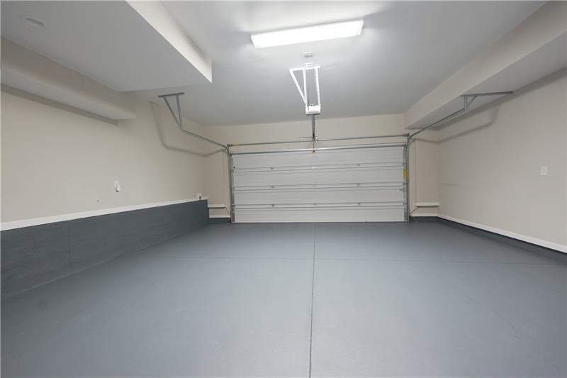 5836 Sandy Springs Circle