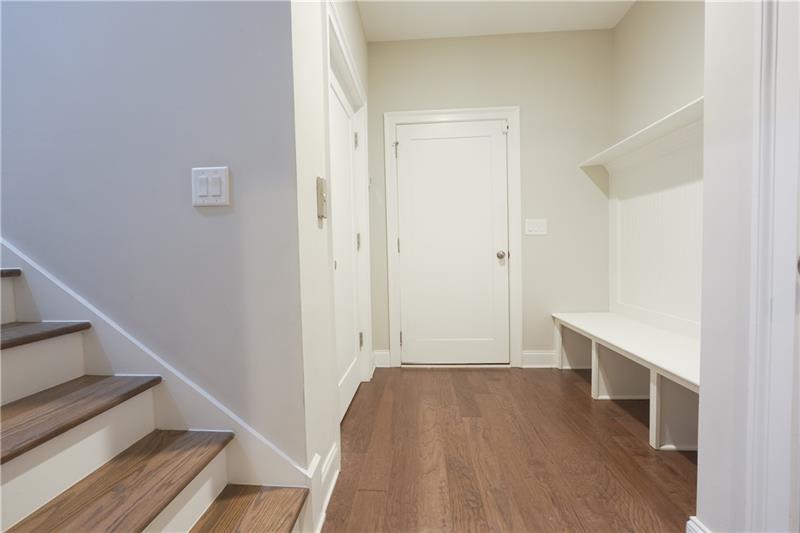 5836 Sandy Springs Circle