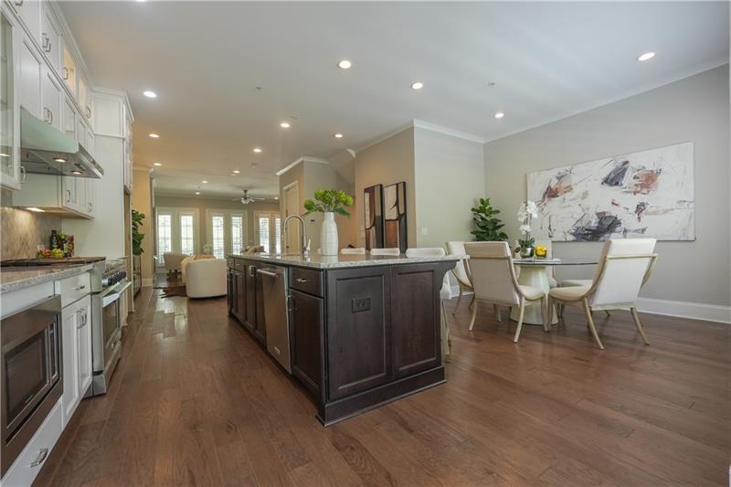 5836 Sandy Springs Circle