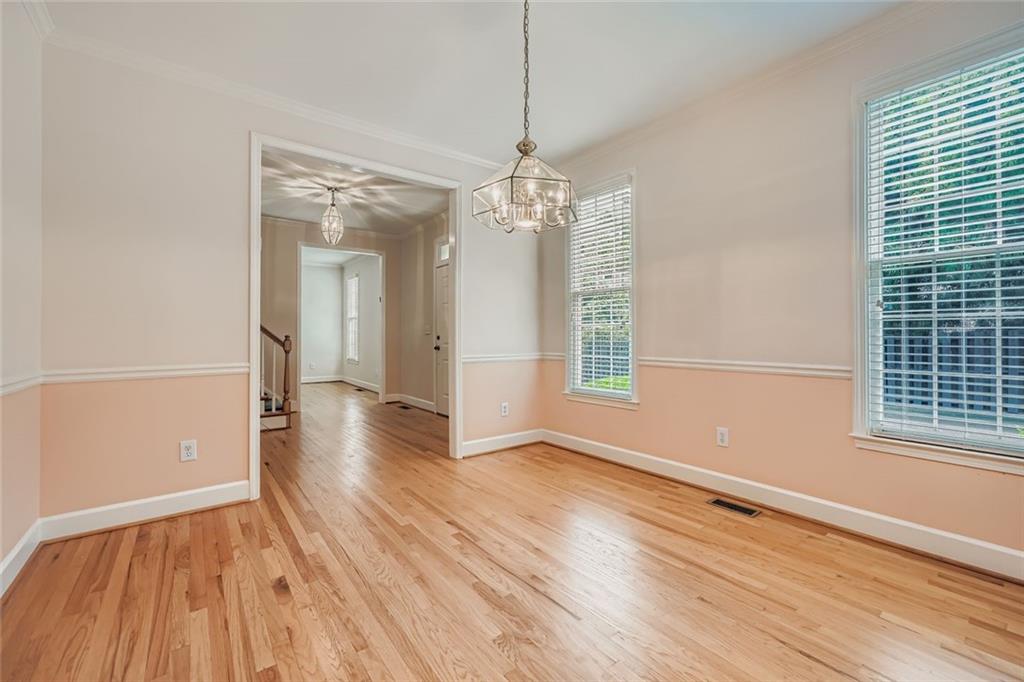 1231 Ivy Brook Lane NE