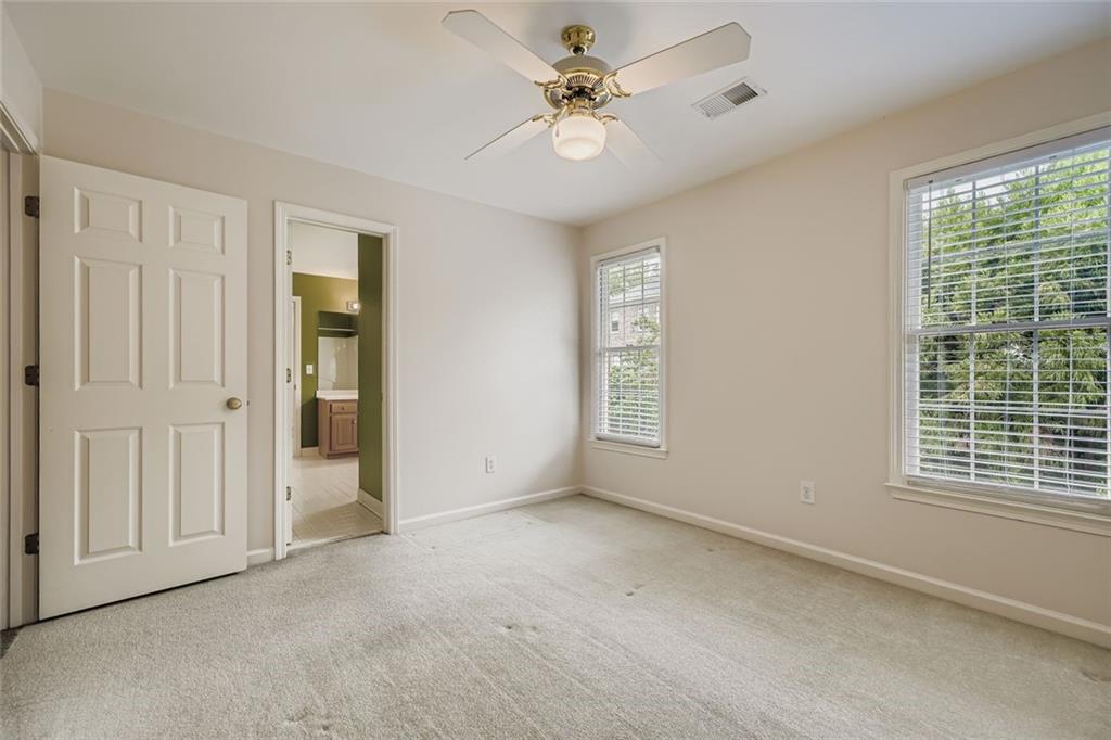 1231 Ivy Brook Lane NE