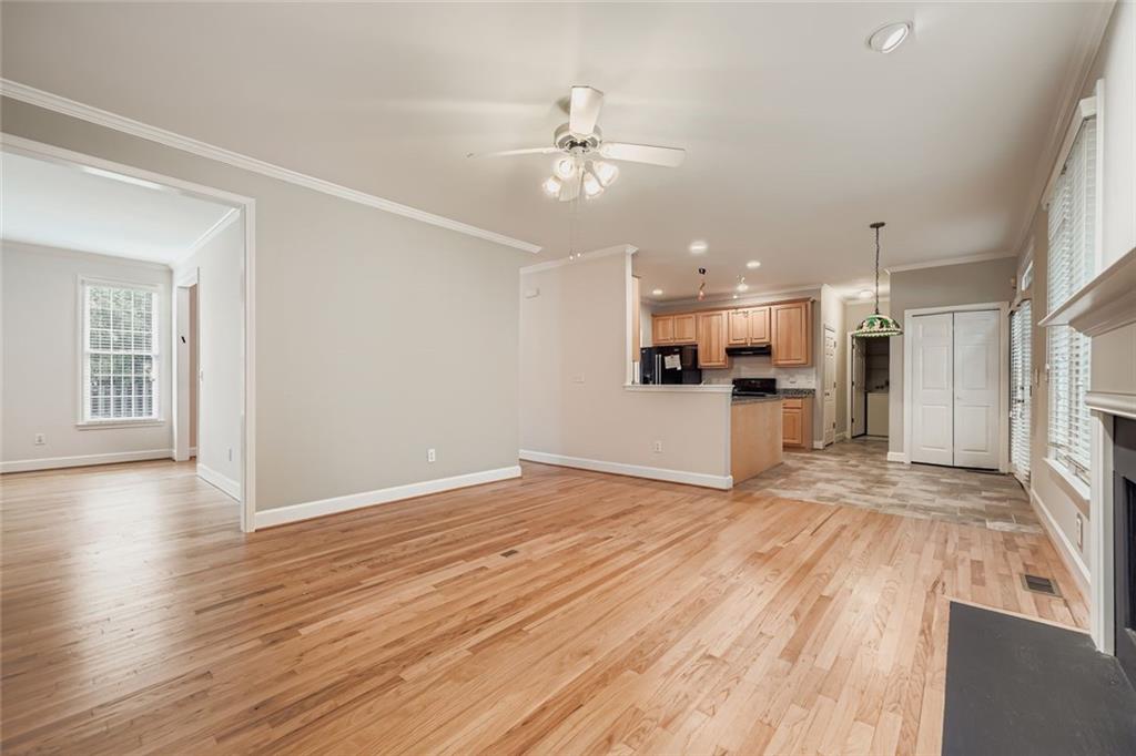 1231 Ivy Brook Lane NE